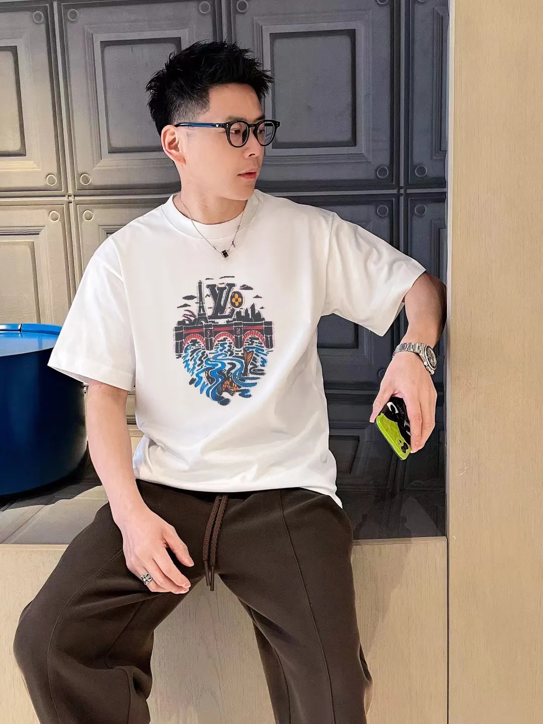 Model picture